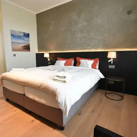 빌라 Spacious In Knokke Heist With Garden