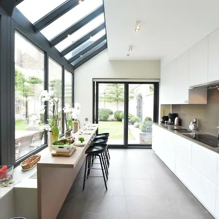 Spacious In Knokke Heist With Garden 빌라