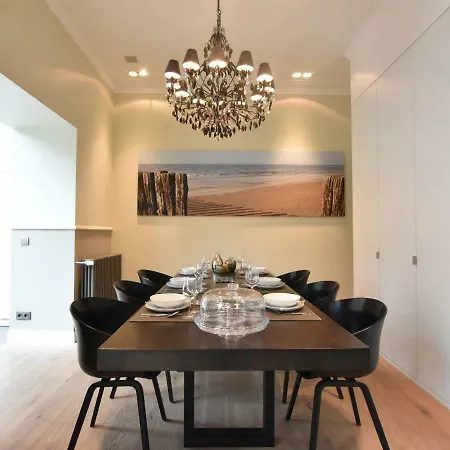Spacious In Knokke Heist With Garden 빌라 브뤼헤