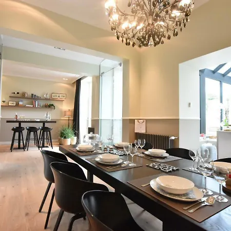 Spacious In Knokke Heist With Garden